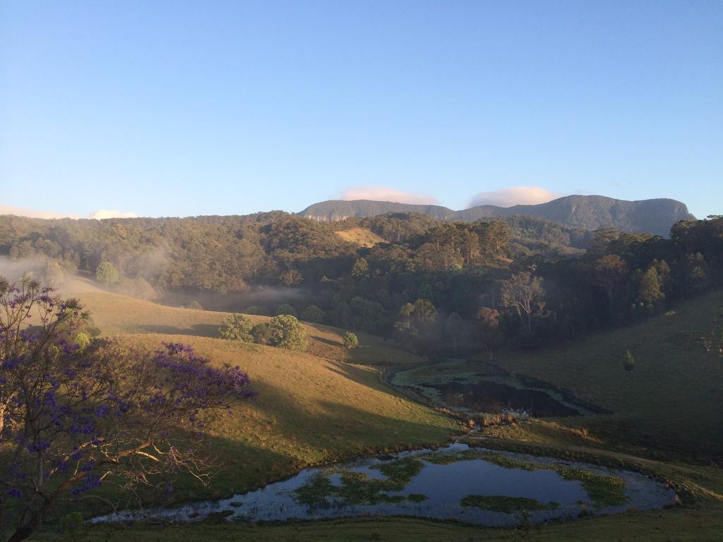 Hillcrest Mountain View Retreat Bed & Breakfast Crystal Creek Eksteriør bilde
